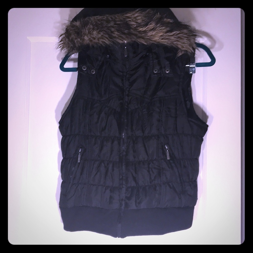 Hooded puffer vest